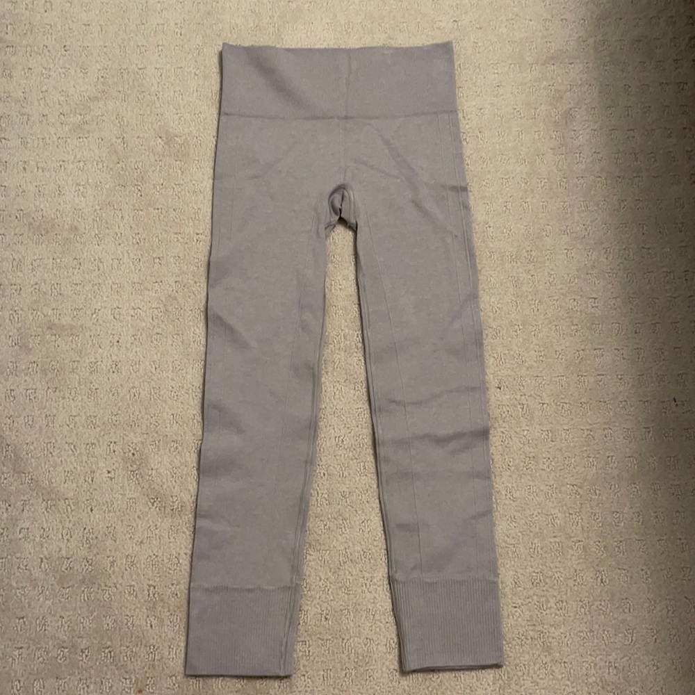 Lululemon Grey Work Out Yoga Pants